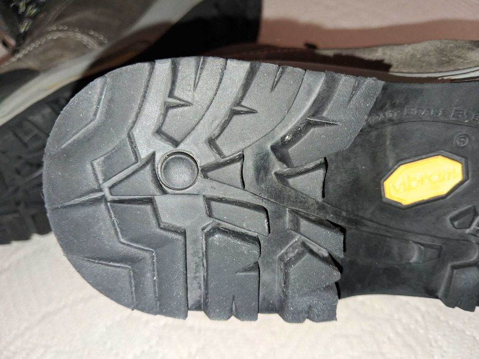 La Sportiva Karakorum GTX № 38, Omega GTX № 37 и ALFA Varde  GTX № 39