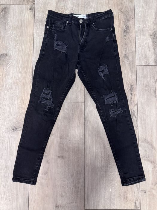 Blugi rupți Bershka, mărimea 34, condiție foarte bună