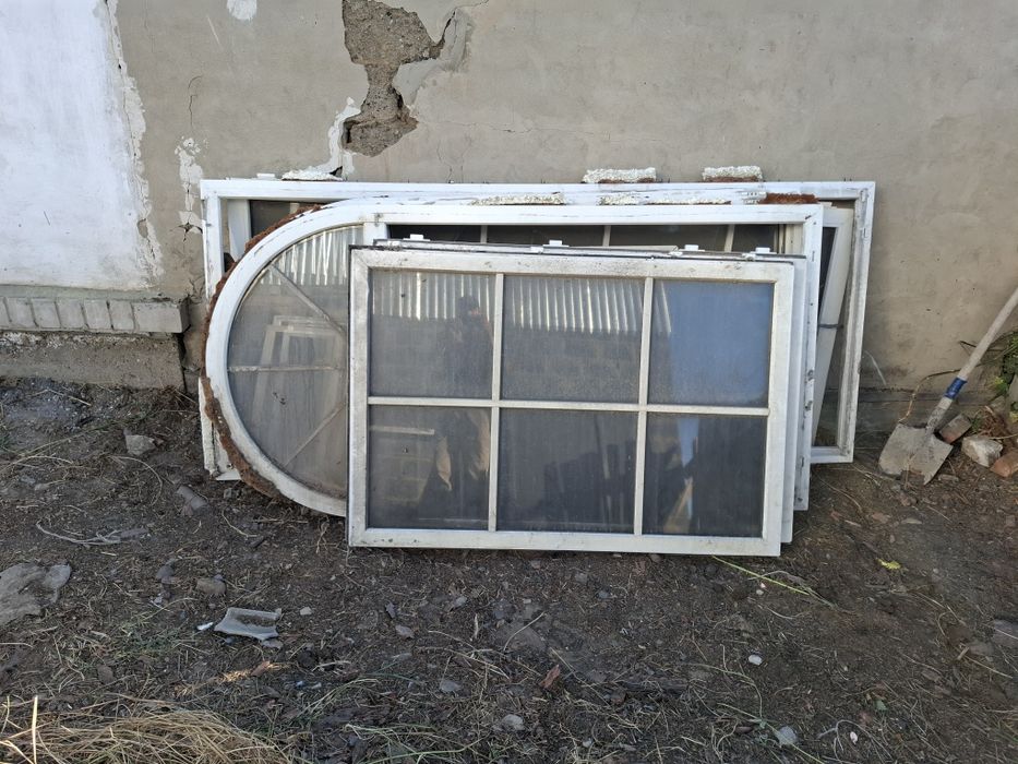 Продам окна двери пластиковые