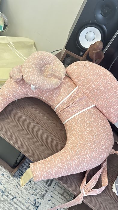 Продам подушку для кормления