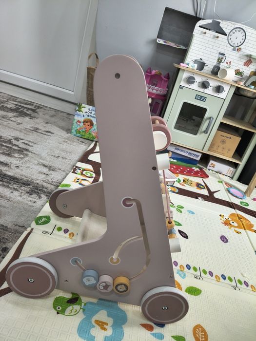 Дървена проходилка / уокър PolarB (Viga Toys) - розова