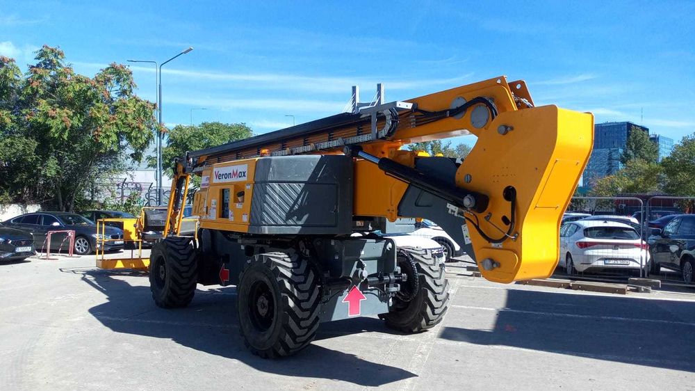 Inchiriere nacela articulata diesel 32 metri