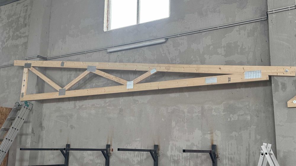 Structuri Acoperiș Prefabricate Lemn C24, Tehnologie MiTek, Case, Hale