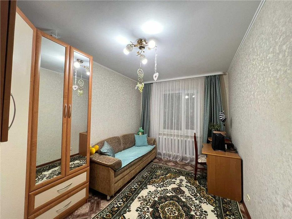 4 комн улучш Степной 4, 5 этаж