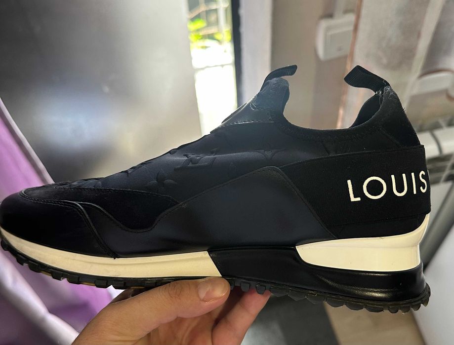Продам кроссовки Louis Vuitton. Срочно