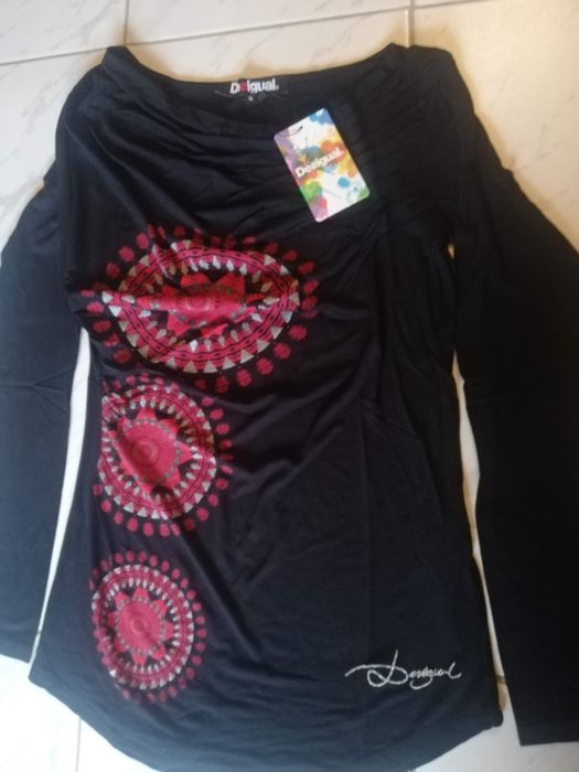 Маркови блузи с дълъг ръкав