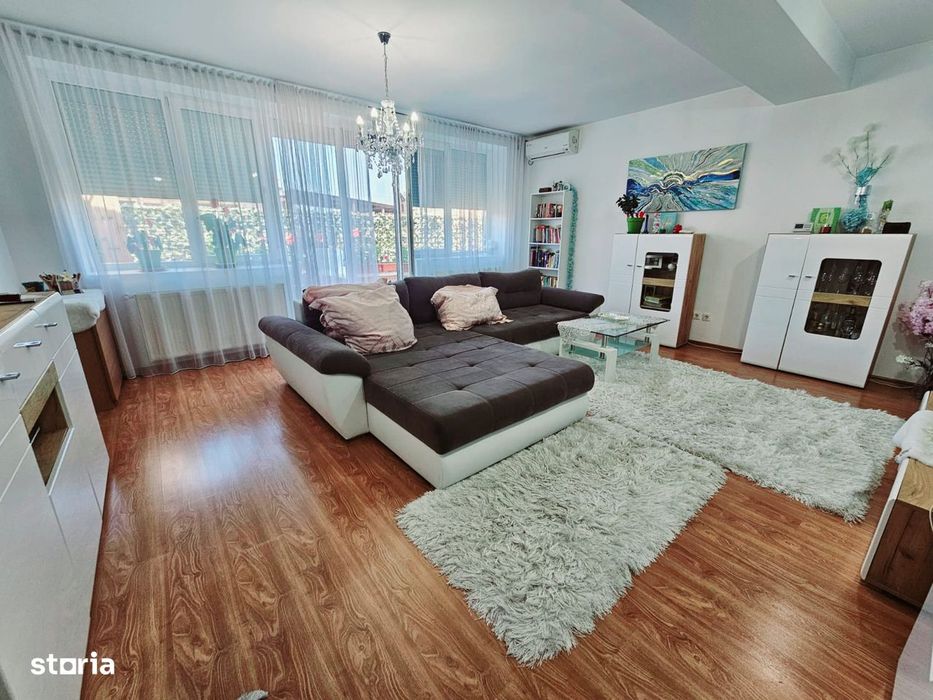Apartament 2 Cam cu Terasă Metrou Republica — fotografia 1