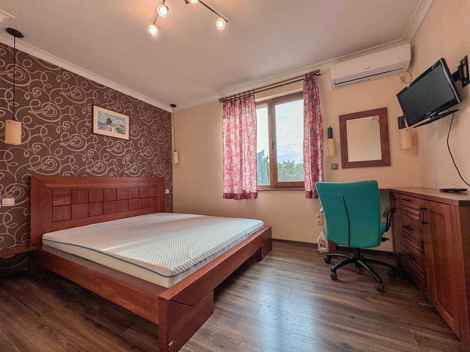 Дава се под наем Двустаен апартамент в Бургас, Възраждане - 70 кв.м за 459 € - Снимка #10