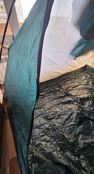 Палатка два слоя 240 х 200 х 152 (Д х Ш х В)