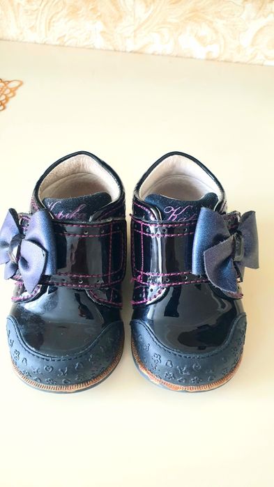 Детская обувь на девочку