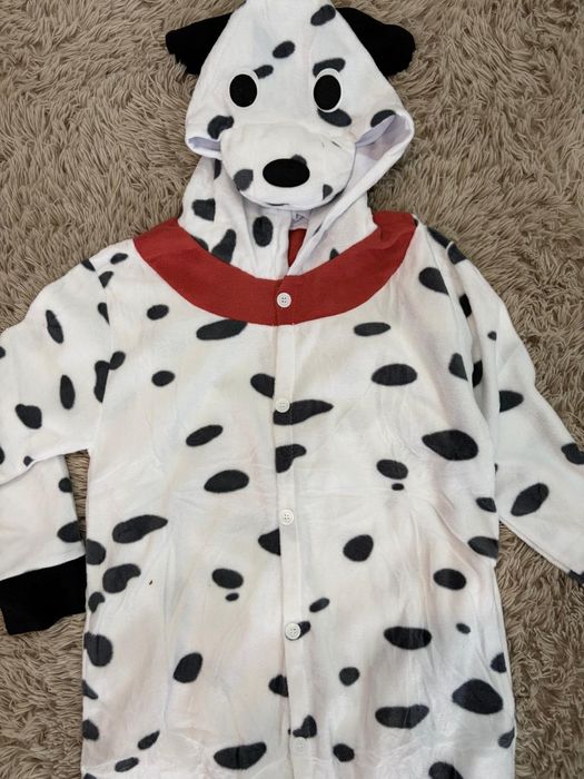Costum de pijama dalmațian,unisex,cu gluga.