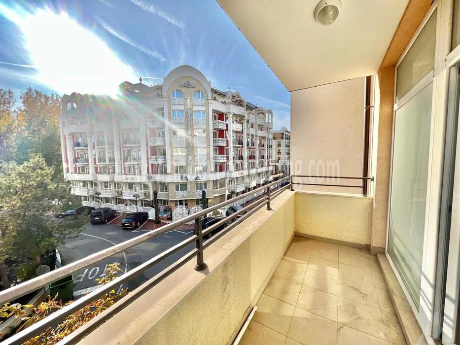 Продава се Двустаен апартамент в к.к. Слънчев бряг - 57 кв.м за 1106 €/кв.м - Снимка #12