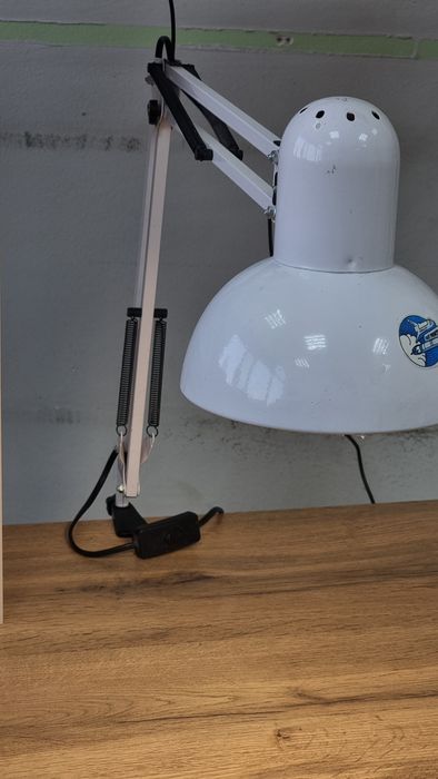 Настольные лампы.