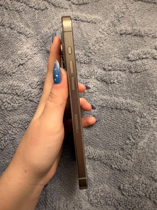 iPhone 15 pro max android