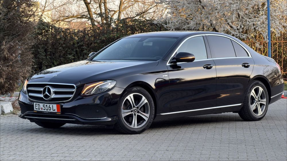 Mercedes E220d E Class 2.0d 194 CP an 2018* Virtual Cockpit Avantgarde