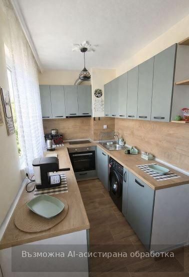 Дава се под наем Четиристаен апартамент в Варна, Автогара - 86 кв.м за 817.53 € - Снимка #3