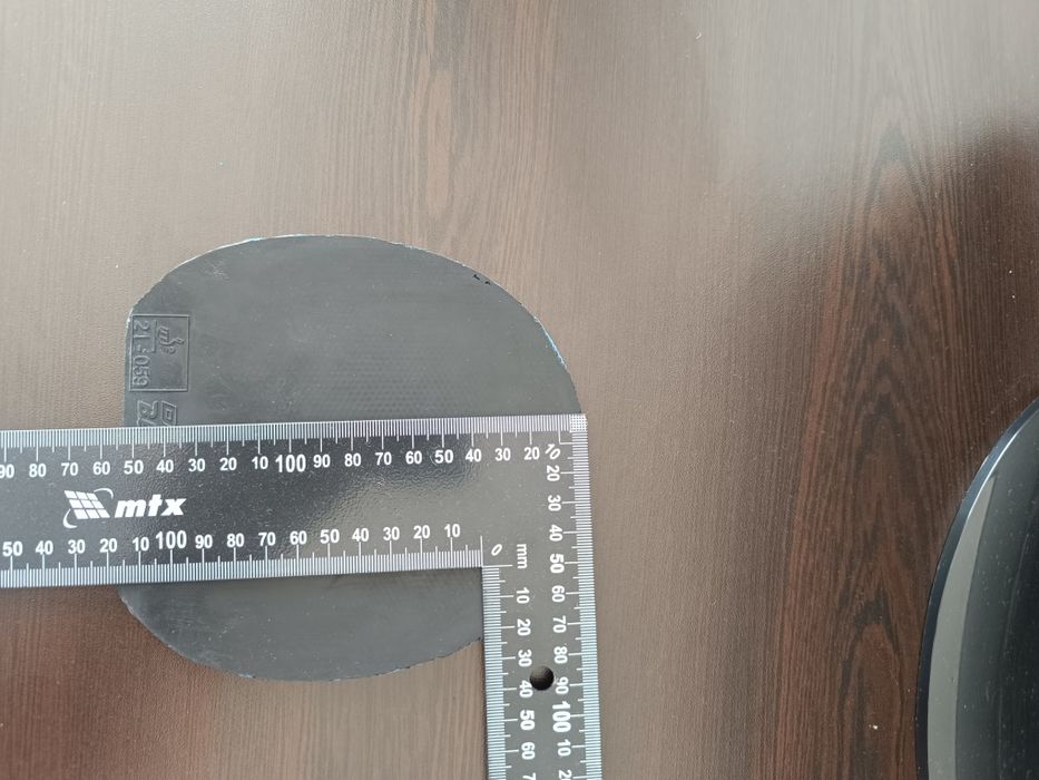 Гуми за хилка за тенис на маса