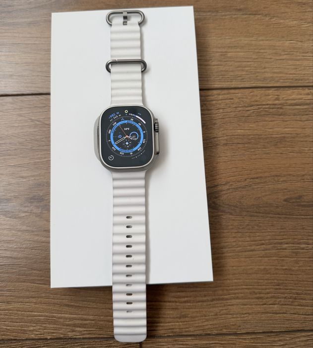 Apple Watch Ultra GPS + Cellular 49mm, Titanium.