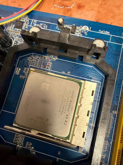 3 kituri retro placă de bază + procesor AMD Athlon 64 AM2 DDR2 Biostar Gigabyte