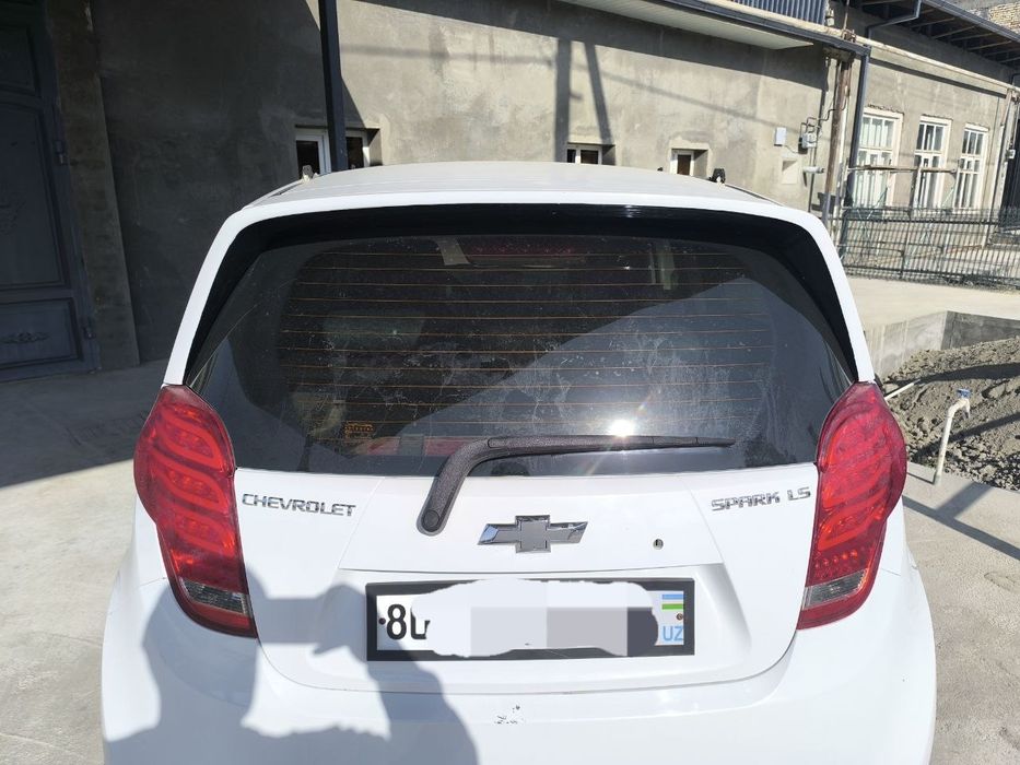 Spark 2016 г. Sotiladi rasrochkaga yoki vikupga