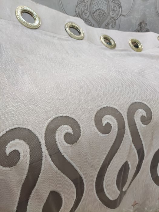 Продаются готовые занавески. Территориально Юнусабад.