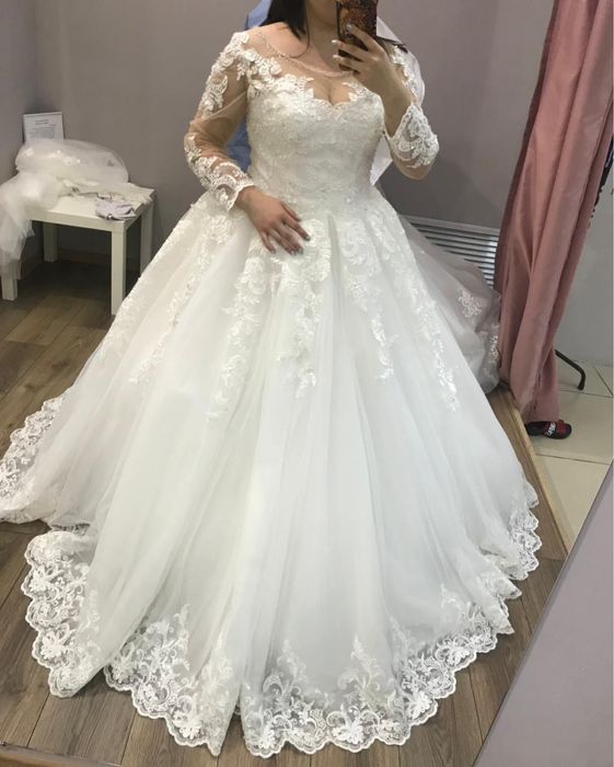 Свадебное платье