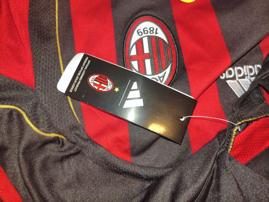 Футбольная форма ac milan kaká 22 размер XL