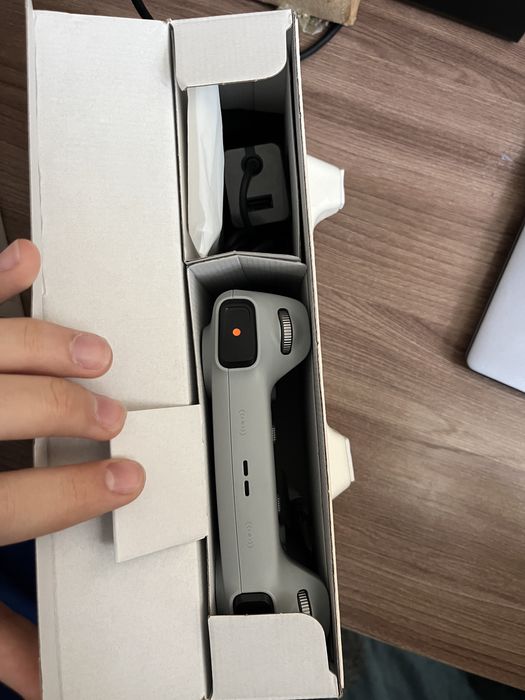 Продам DJI mavic 3 pro