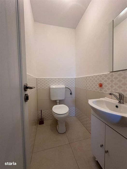 Apartament 3 camere  I 2 bai I Garaj I str. Lombului