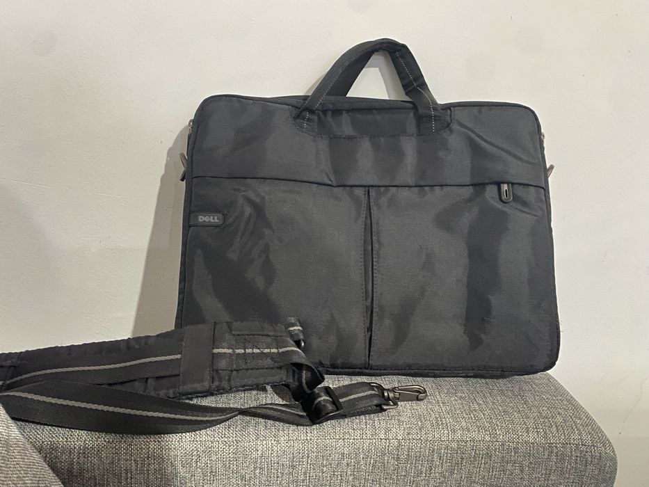 Geanta laptop Dell 17 inch (17” inci) in stare impecabila ca noua