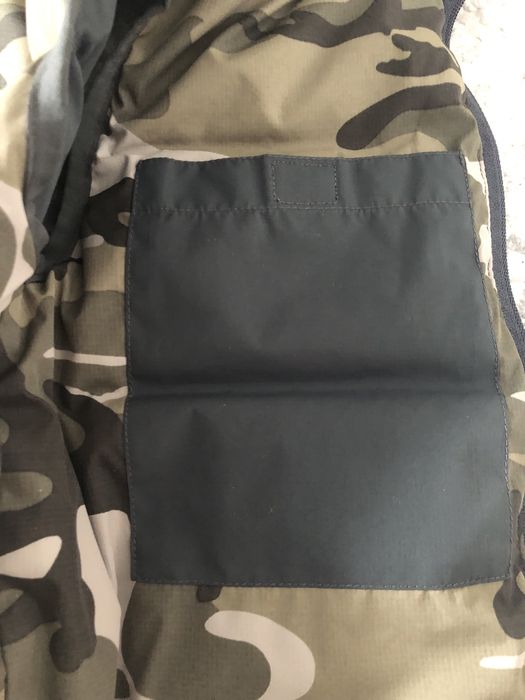 Безрукавка на мальчика