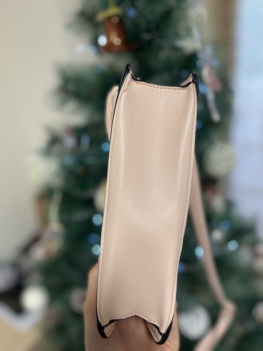 Чанта с дълга дръжка