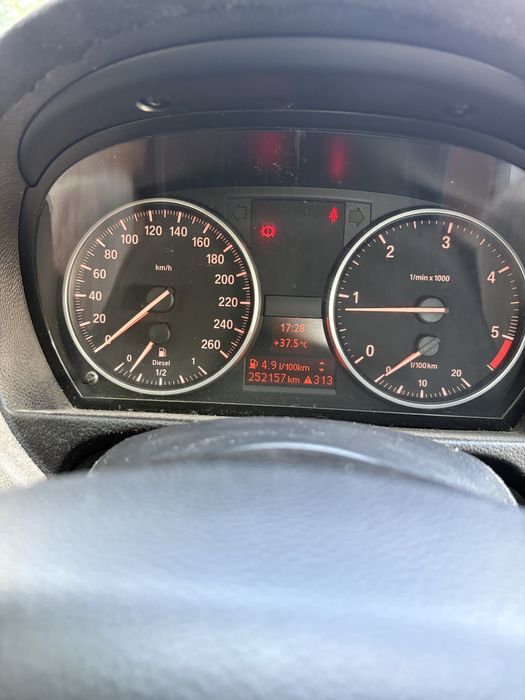 Bmw seria 3 e90 facelift