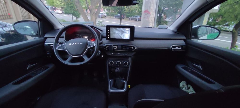 Inchiriez/inchiriere auto Dacia logan 3  2026 ride sharing Bolt