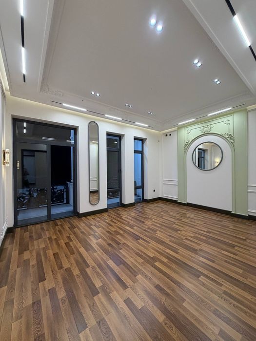 Продается дом 6 комнат, ориентир: Дружба махалля Камолон, 500м²