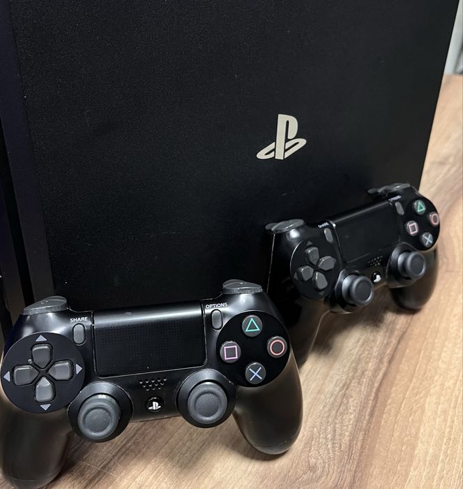 Игровая приставка PlayStation 4 Pro