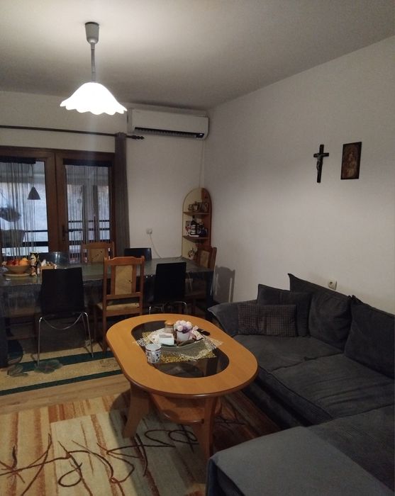 Продава къща в с.Самораново общ.Дупница