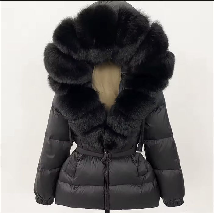 Разкошно яке с естествен косъм!!!