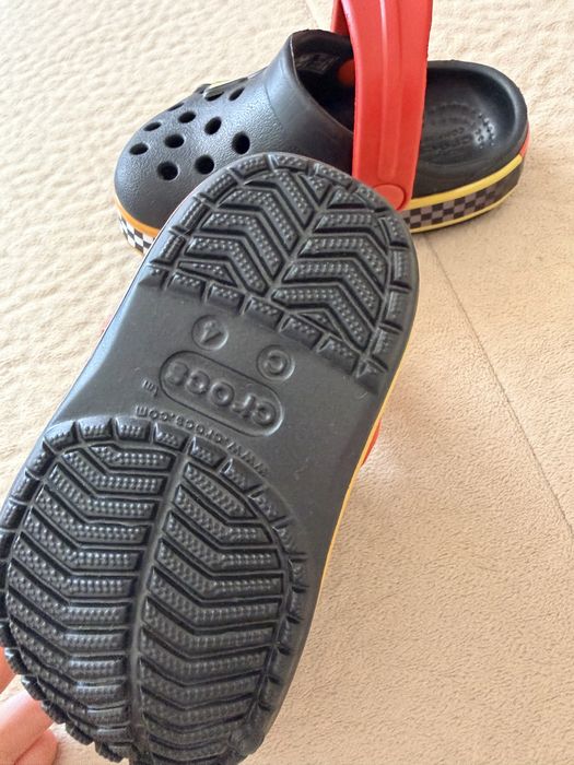 Чехли Crocs Crocband Fun Lab Cars, черно/червено, 19/20