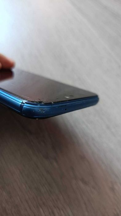 Продам Huawei P20Light