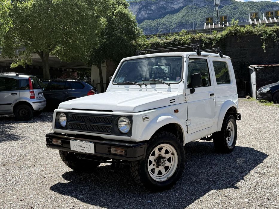 Suzuki Samurai Suzuki samurai 4x4  An 1995 km70.000 originali  1.3 benzina
