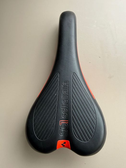 Sa/Scaun bicicleta Cube Selle Italia nou