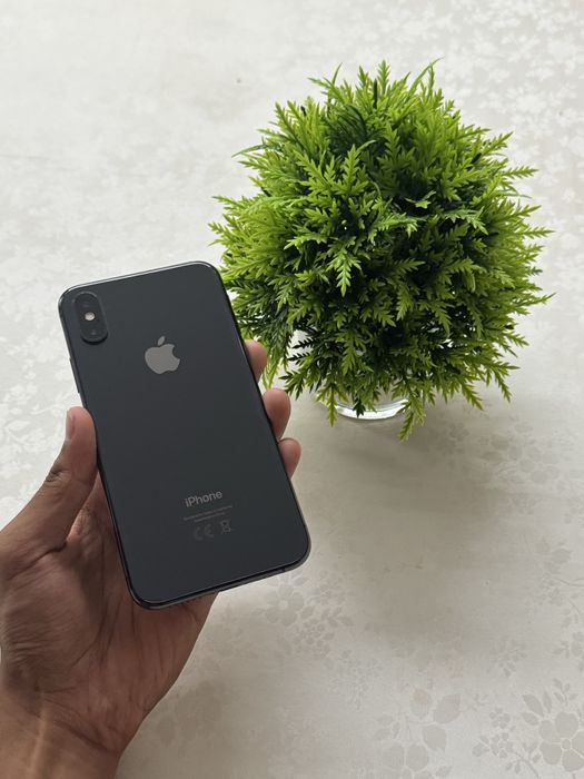 Телефон iPhone XS 64gb