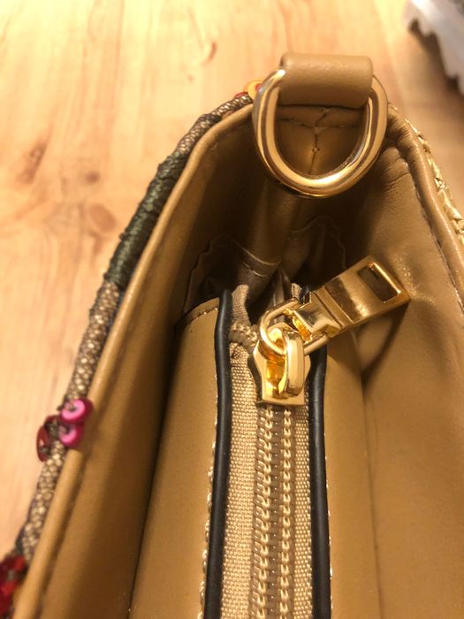 Голяма дамска чанта