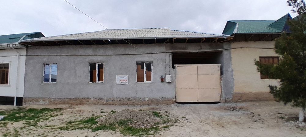 Ховли сотилади срочна