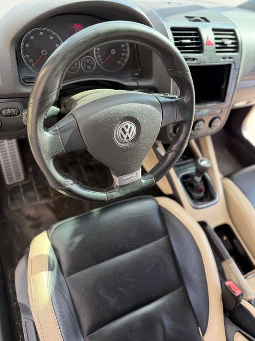 Dezmembrez VW Golf 5 1.6 BGU – 2 uși – proiect tuning complet