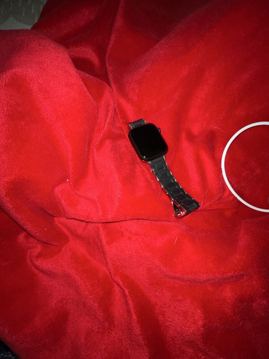 Seria 7 apple watch la 1000 lei