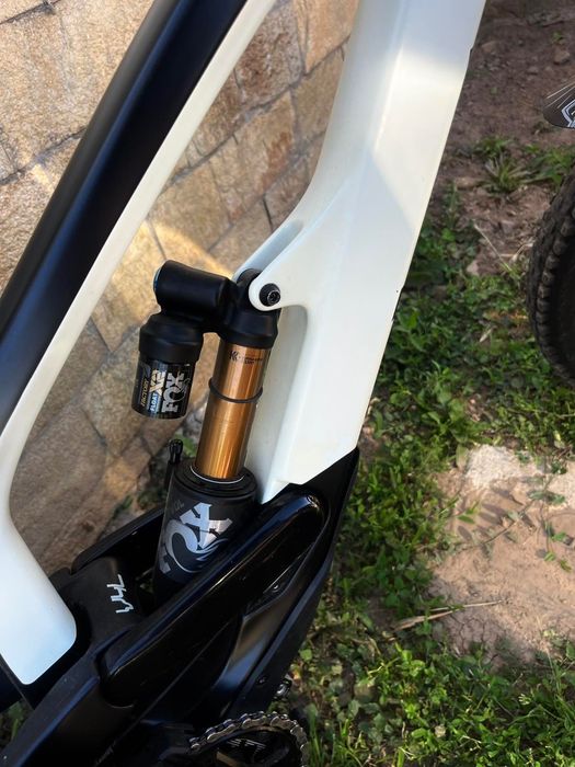 Yt tues CF Pro 2019