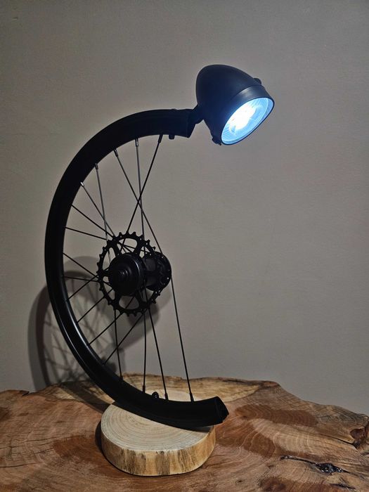 Lampa de birou,bar,etc