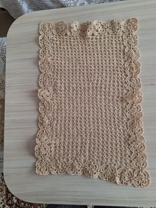 Продавам плетени на една кука тишлайфери